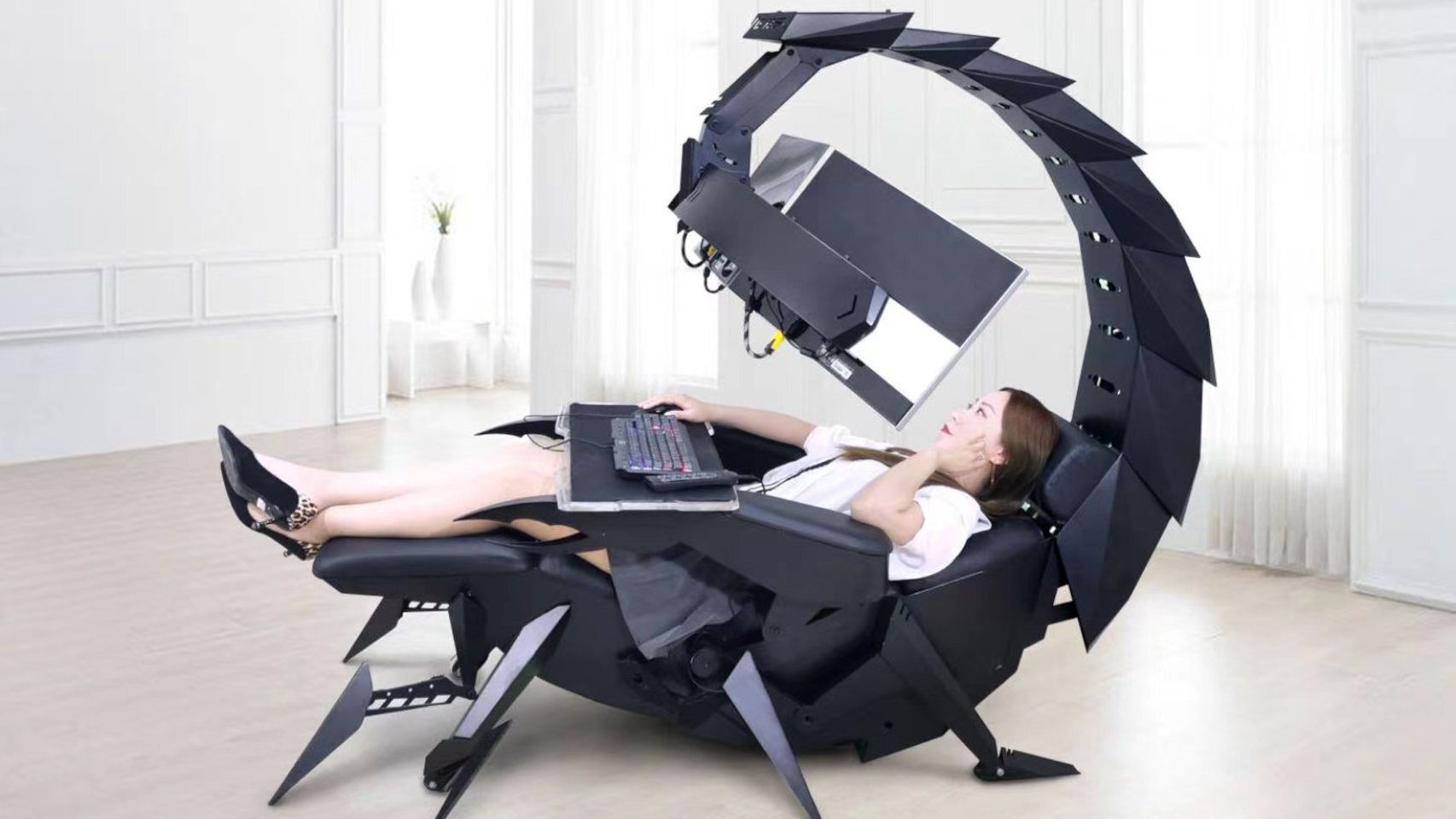 La silla gaming Cluvens Scorpion es capaz de transformarse