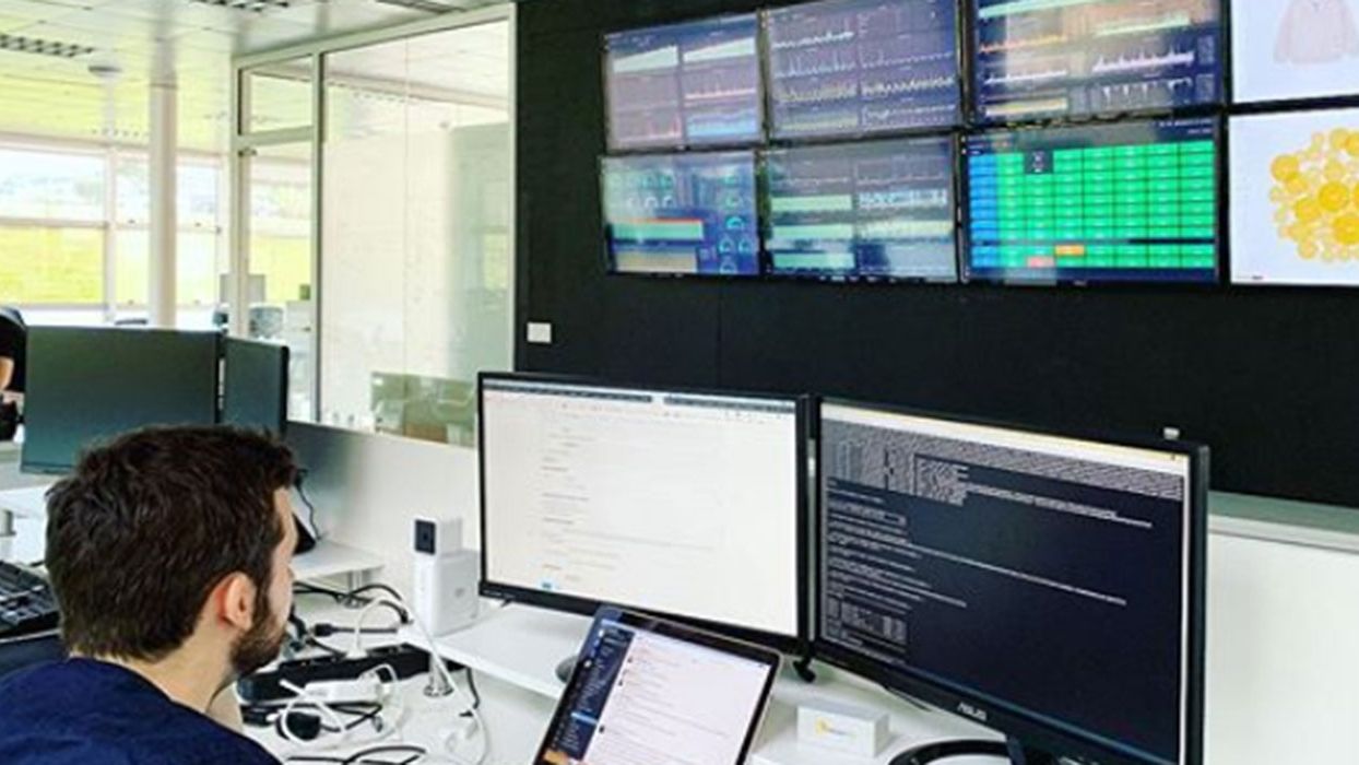 Los paneles de control desde los que Empathy.co controla lo que sucede en las webs de sus clientes en tiempo real.