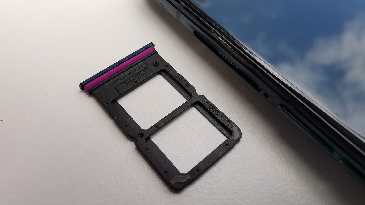 Vuelve el bloqueo de SIM, la peor novedad de Android Q