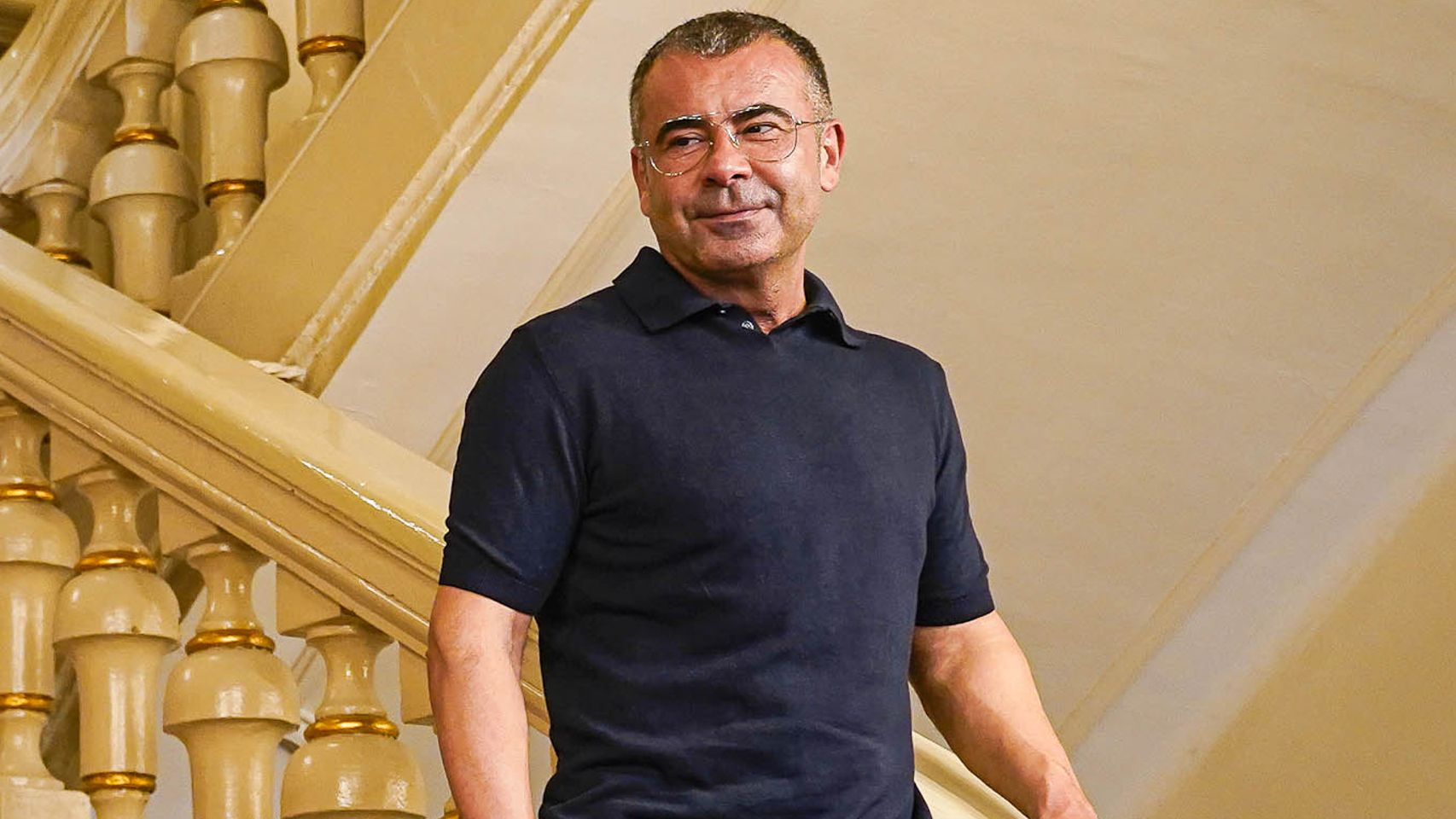 Imágenes del día: Jorge Javier Vázquez se desnuda