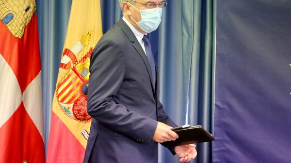 El delegado del Gobierno, Javier Izquierdo, durante la presentación del proyecto de las cuentas generales