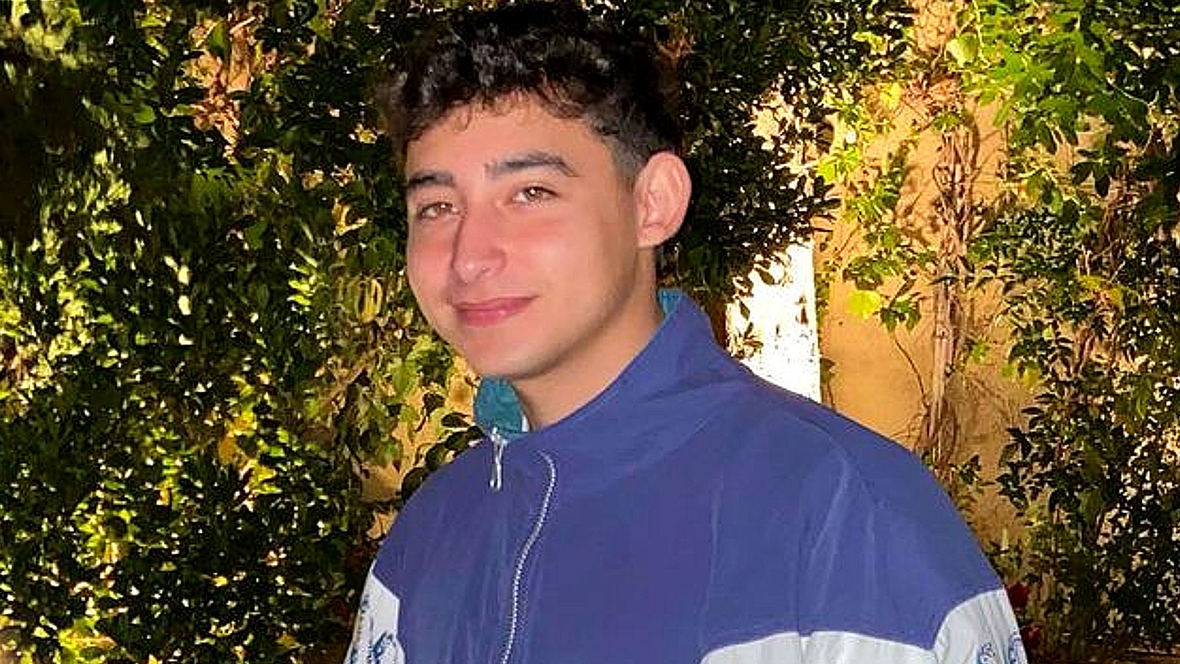 Imágenes del día: la foto más sexy de Juan, el hijo mayor de Nuria Roca y Juan del Val