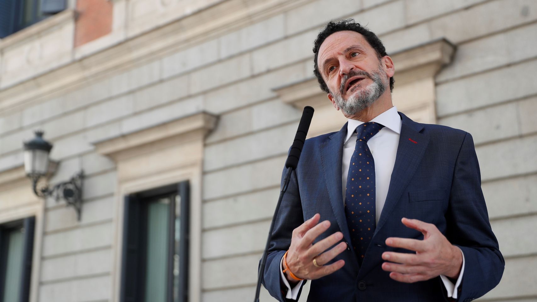El portavoz de Ciudadanos, Edmundo Bal, en el patio del Congreso.