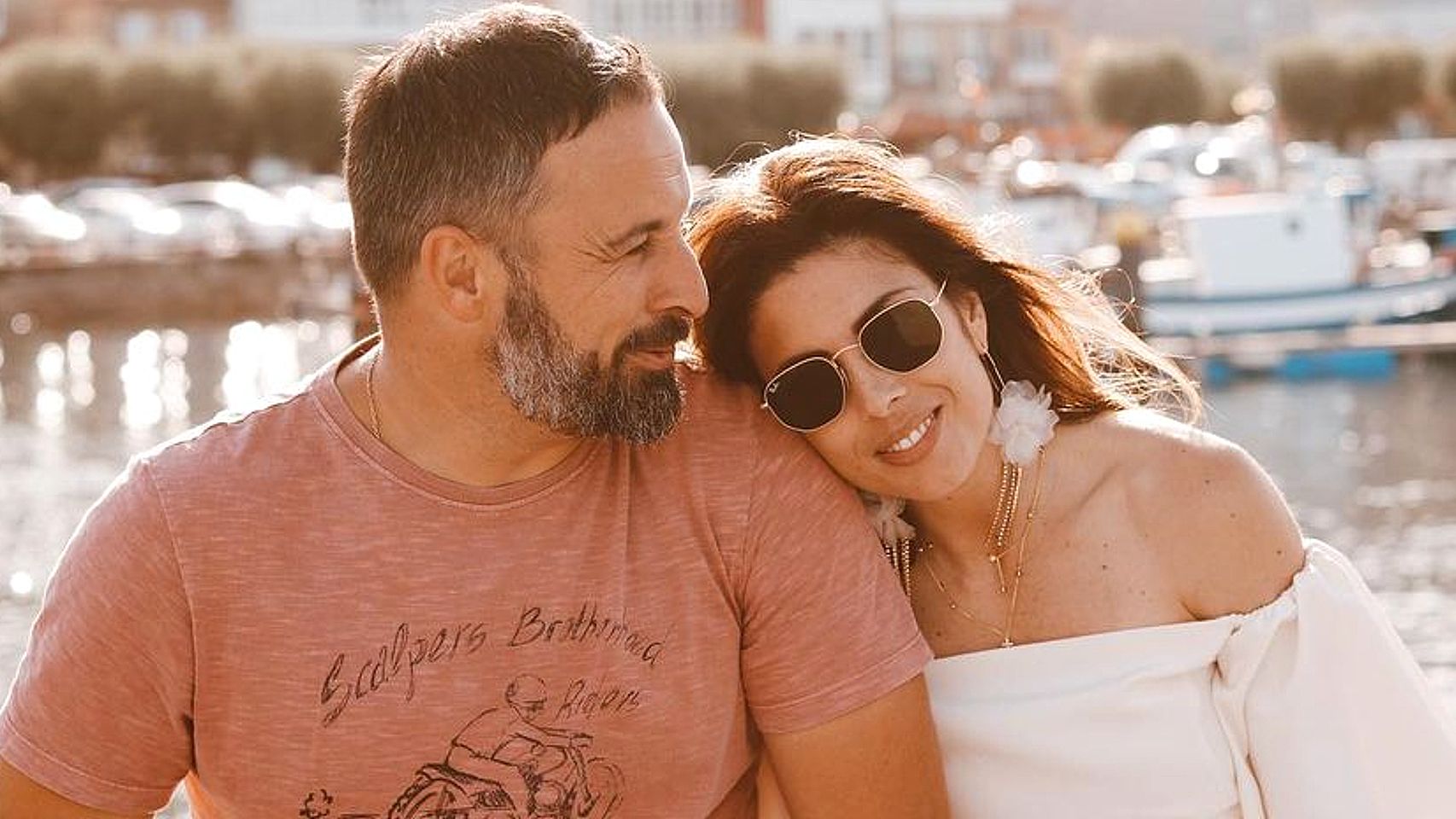 Santiago Abascal y su mujer, Lidia Bedman, en una imagen de sus redes sociales.