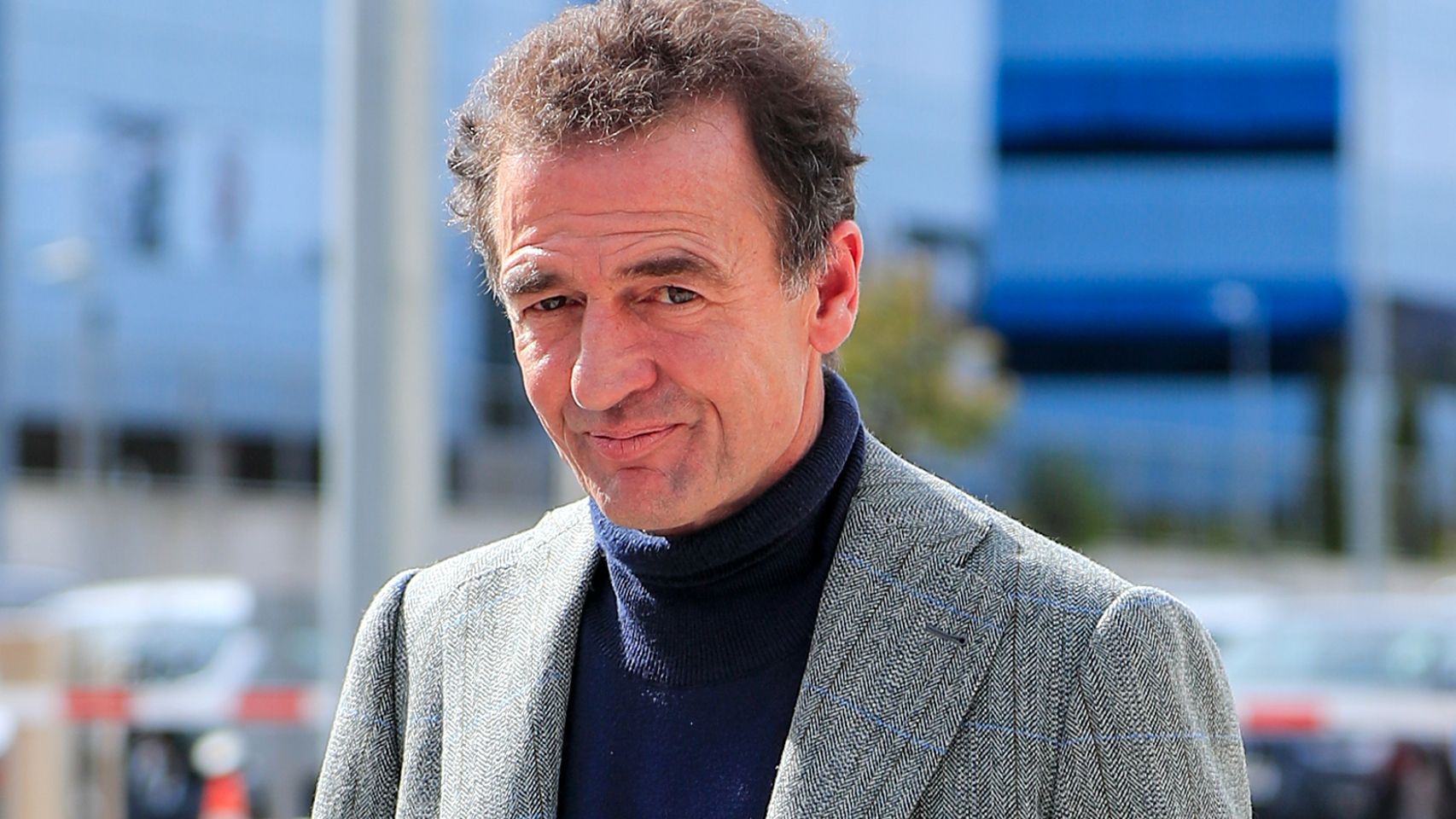 Imágenes del día: feroces críticas a Alessandro Lequio por su última publicación sobre el rey Juan Carlos