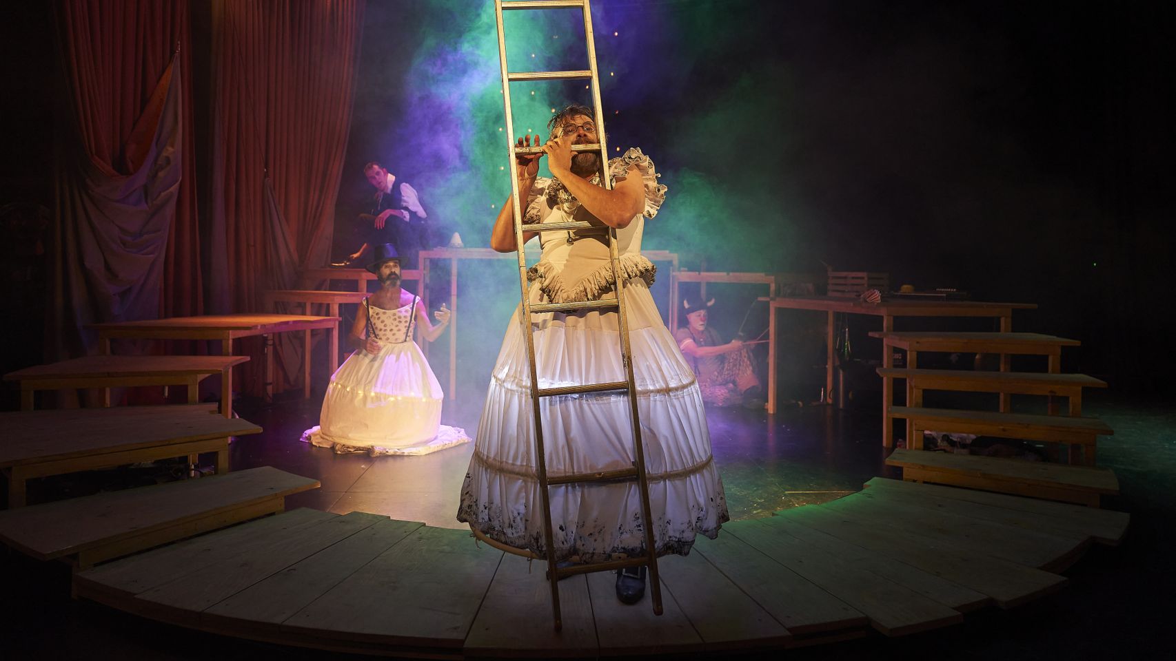Un momento de la versión de Juan Mayorga de 'El diablo cojuelo'. Foto: David Ruano