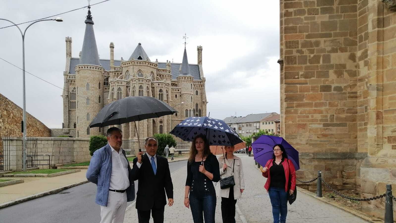 La delegada durante su visita a Astorga