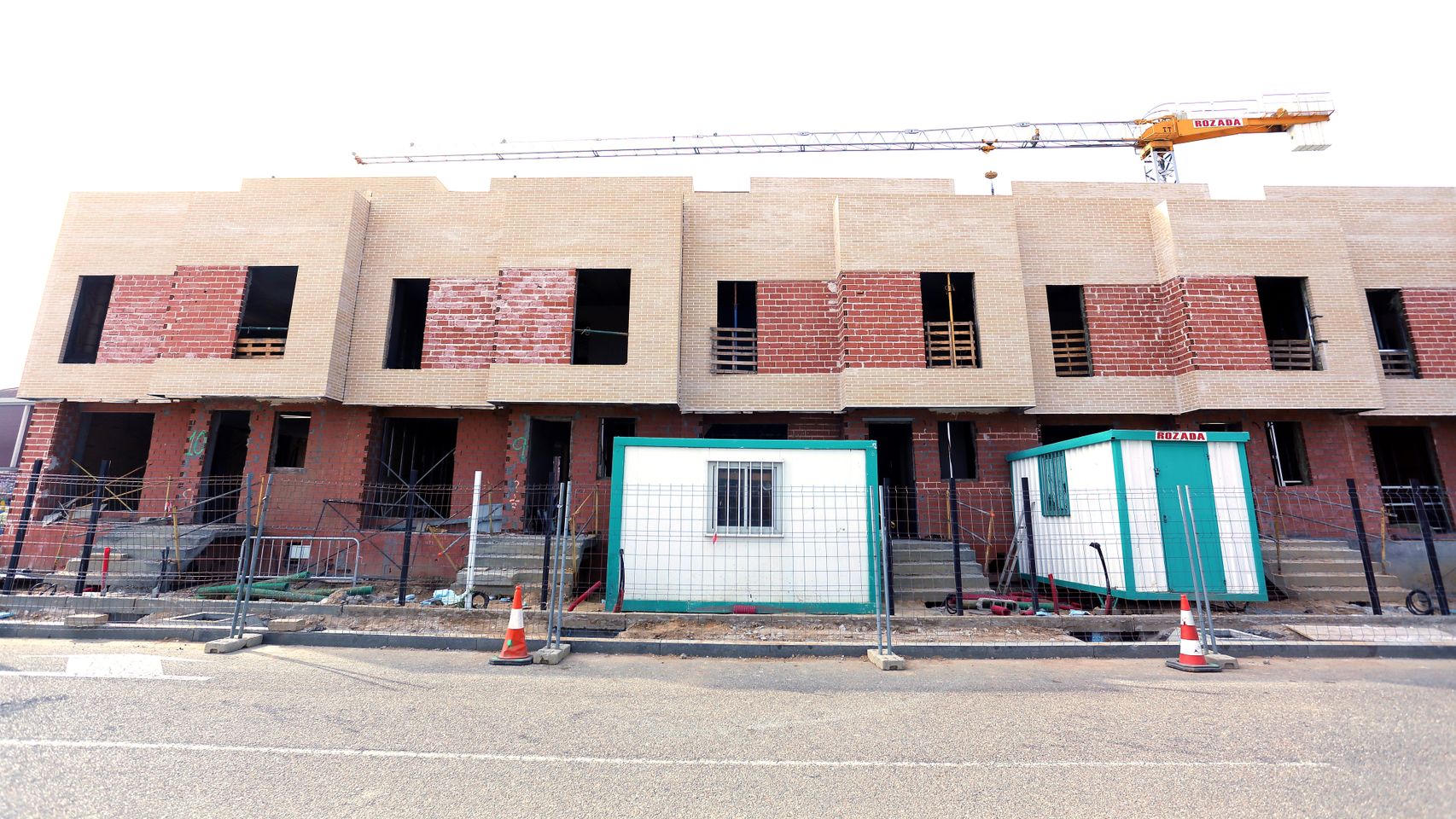 Viviendas unifamiliares en construcción